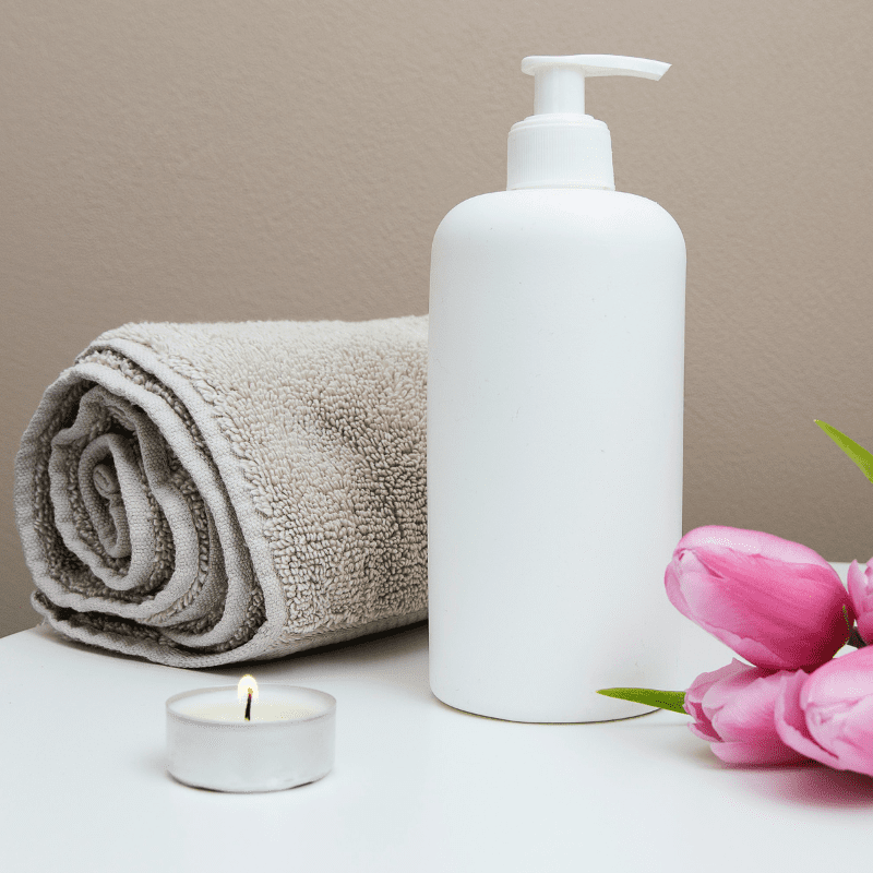 Productos cosméticos utilizados en tratamientos de cuidado capilar